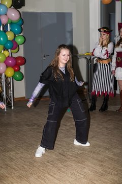 Bild 207 - Jugend Latuff